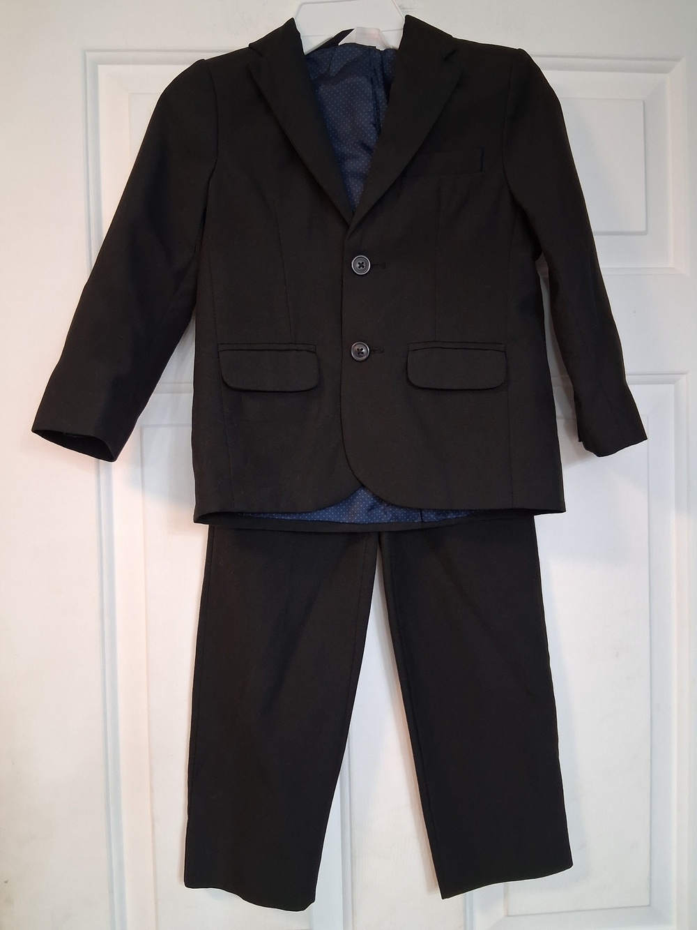 Cat & Jack Boys Black Two-Piece Suit Blazer and Pants Set Size 4